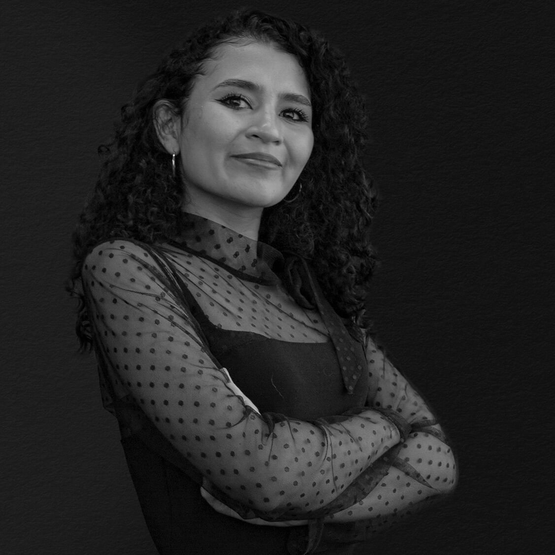 Miriam Flores 