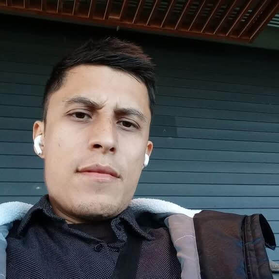 Omar Alejandro  Camacho Tapiero 