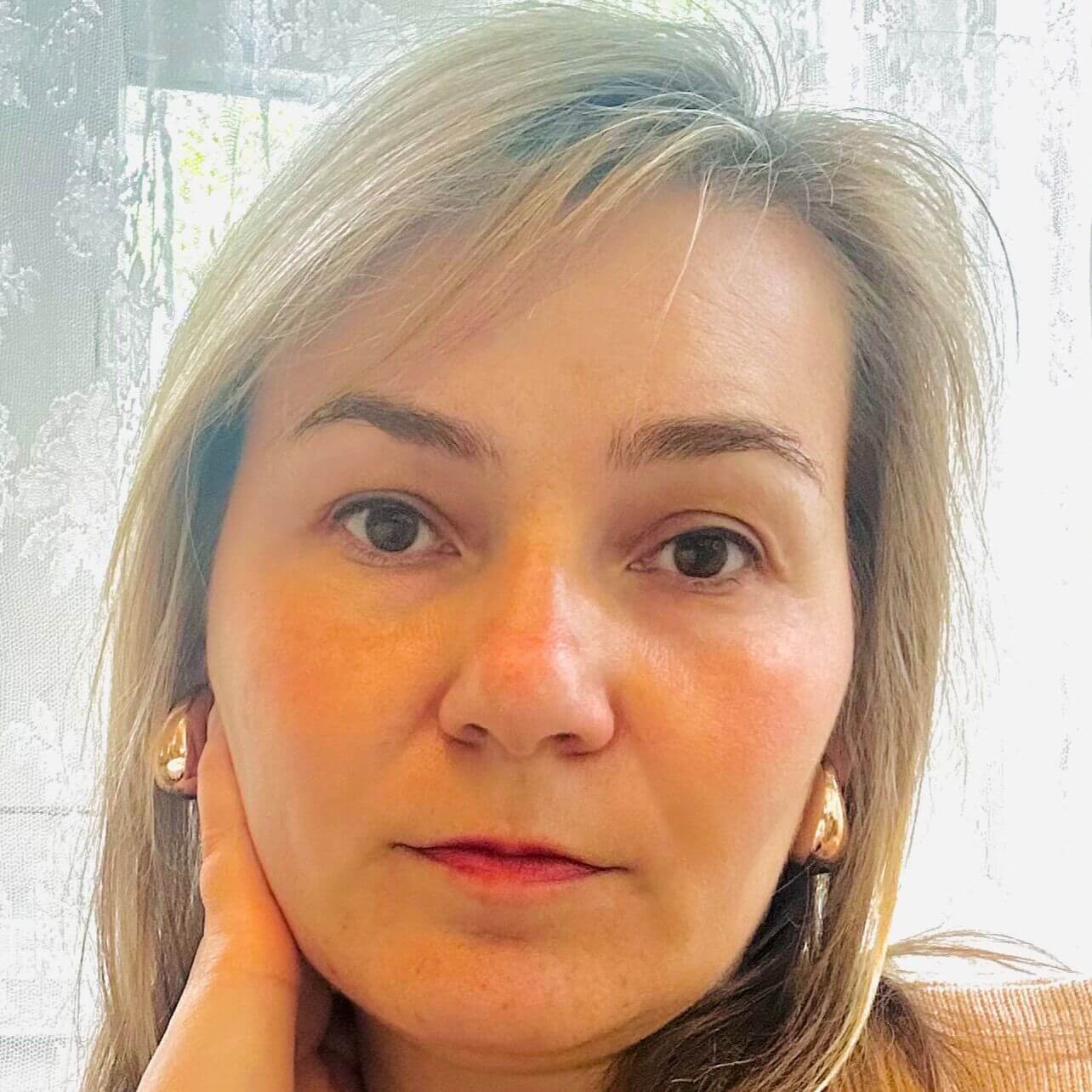 Яна Бондарева