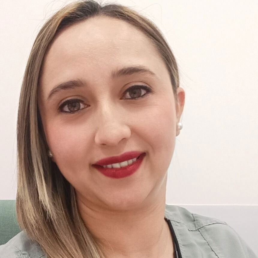 Yuli Katerine V.
