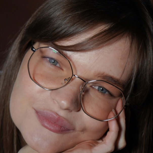 Олена Воробйова