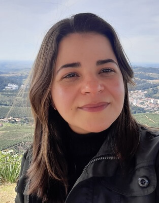 Irlandia Oliveira Almeida 