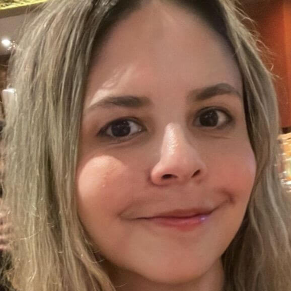Leticia R.