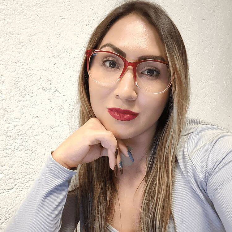 Laura Itzel  Loza 