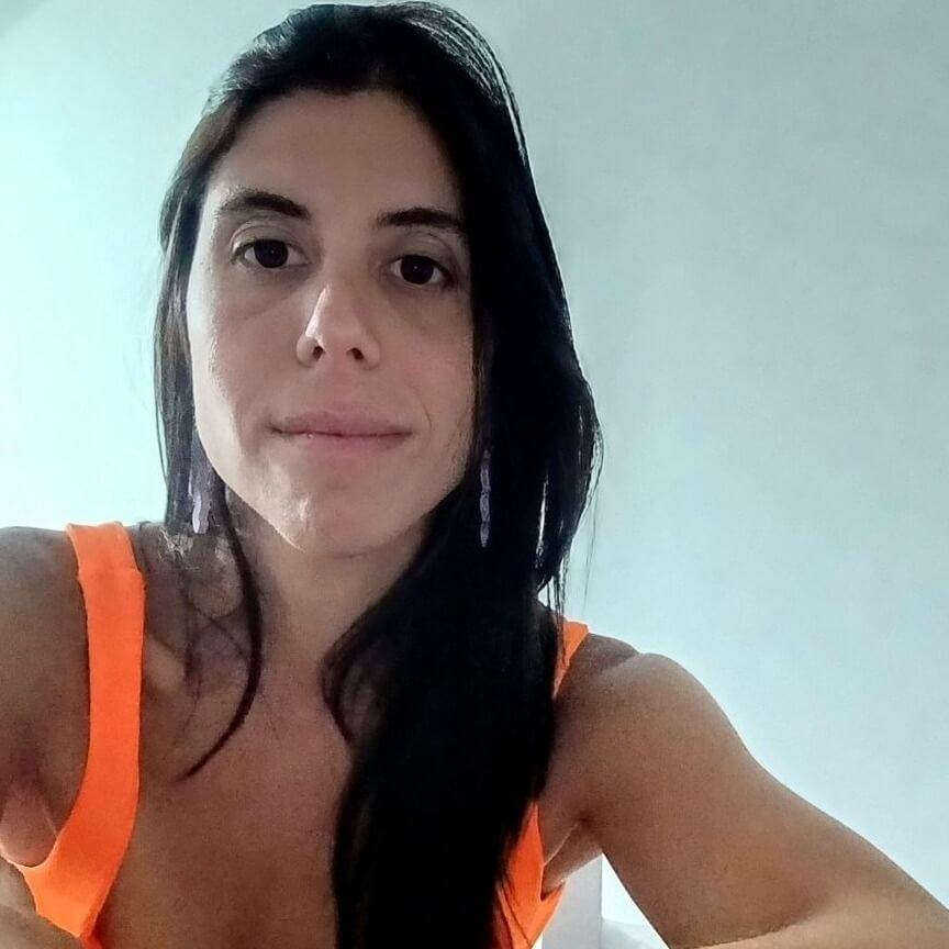 Manuela S.