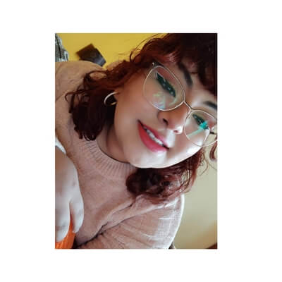 Nallely  Llanos Herrera